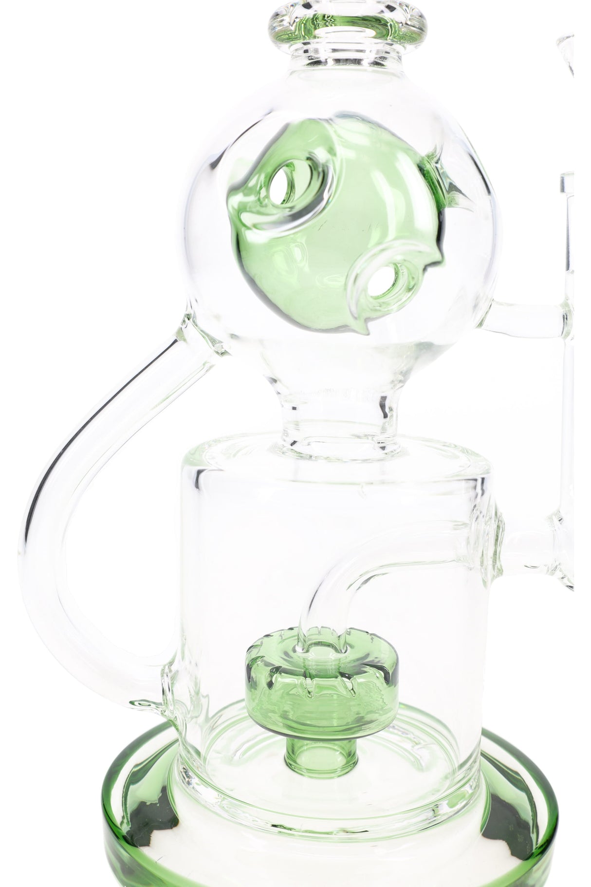 Close-up of green Fabergé egg chamber and drum percolator inside recycler base, diffusion detail photo