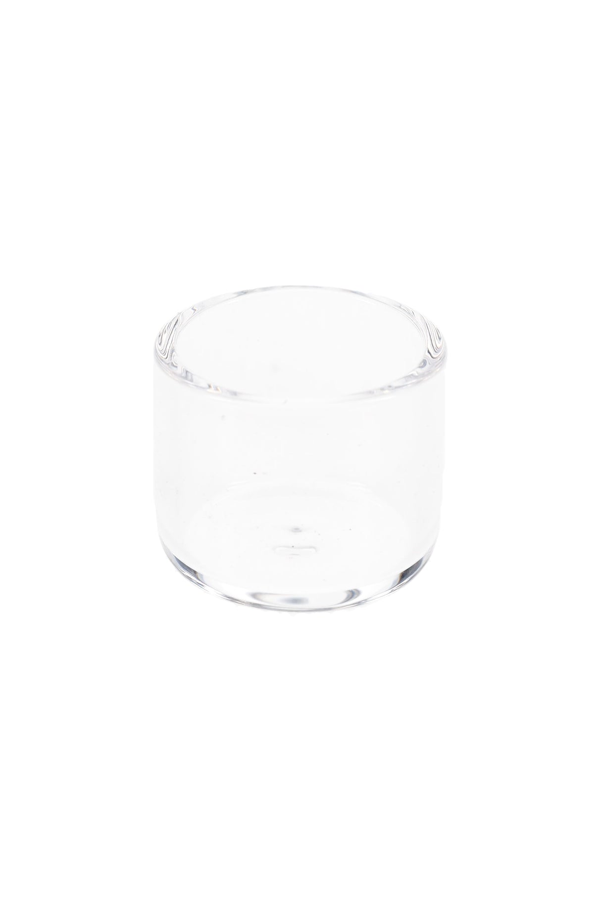 24 mm quartz insert dish for bangers; 24 mm drop-in cup fits only 30 mm+ quartz banger buckets for cleaner, more controlled concentrate dabs.