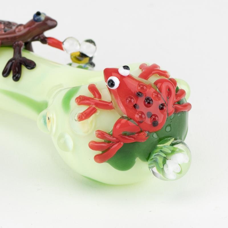 (US Made) 4.5" Small Ribbit Spoon Pipe - P2394