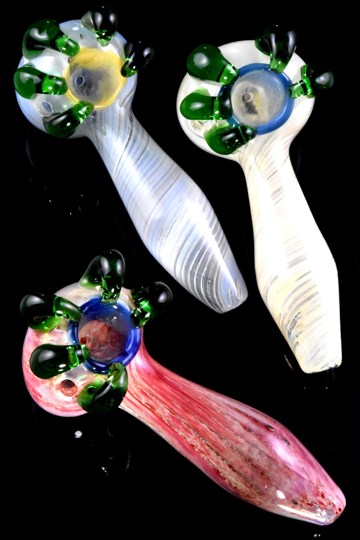 5" Silver Fumed Color Changing Spiked Claw Glass Pipe - P2912