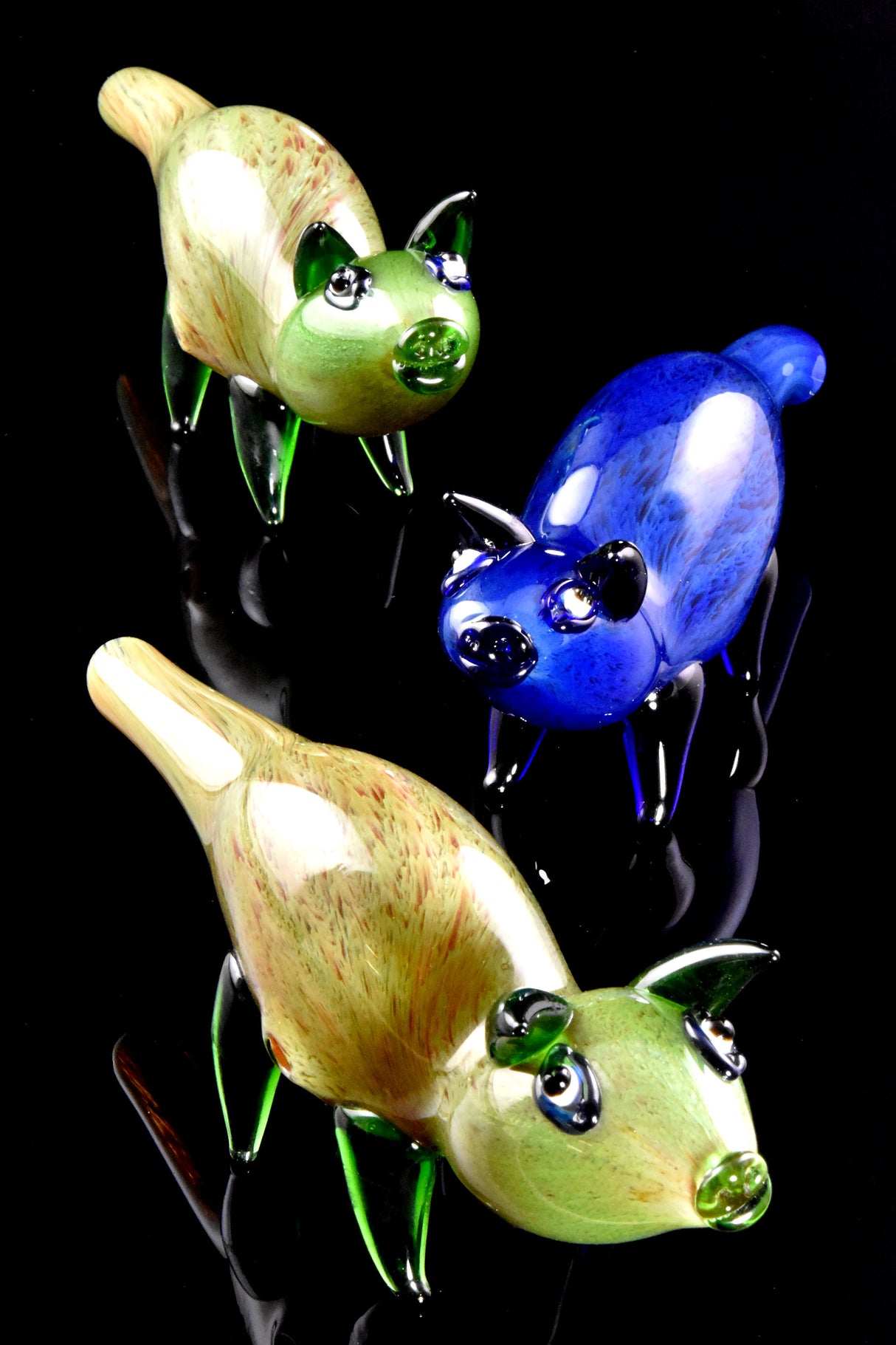 Silver Fumed Glass Pig Pipe - AP309