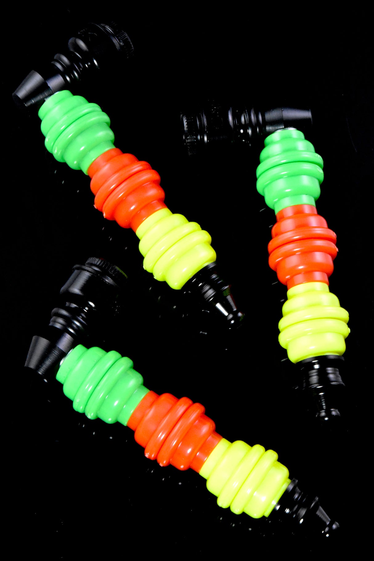 Rasta Sleeve Metal Pipe with Cap - MP262