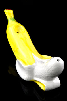 Ceramic Banana Pipe - P2979