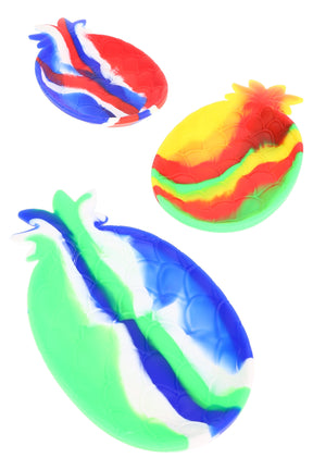 Multicolor silicone pineapple rolling tray, 8½″ × 5″, textured scale pattern with shallow lip—color shipped at random.