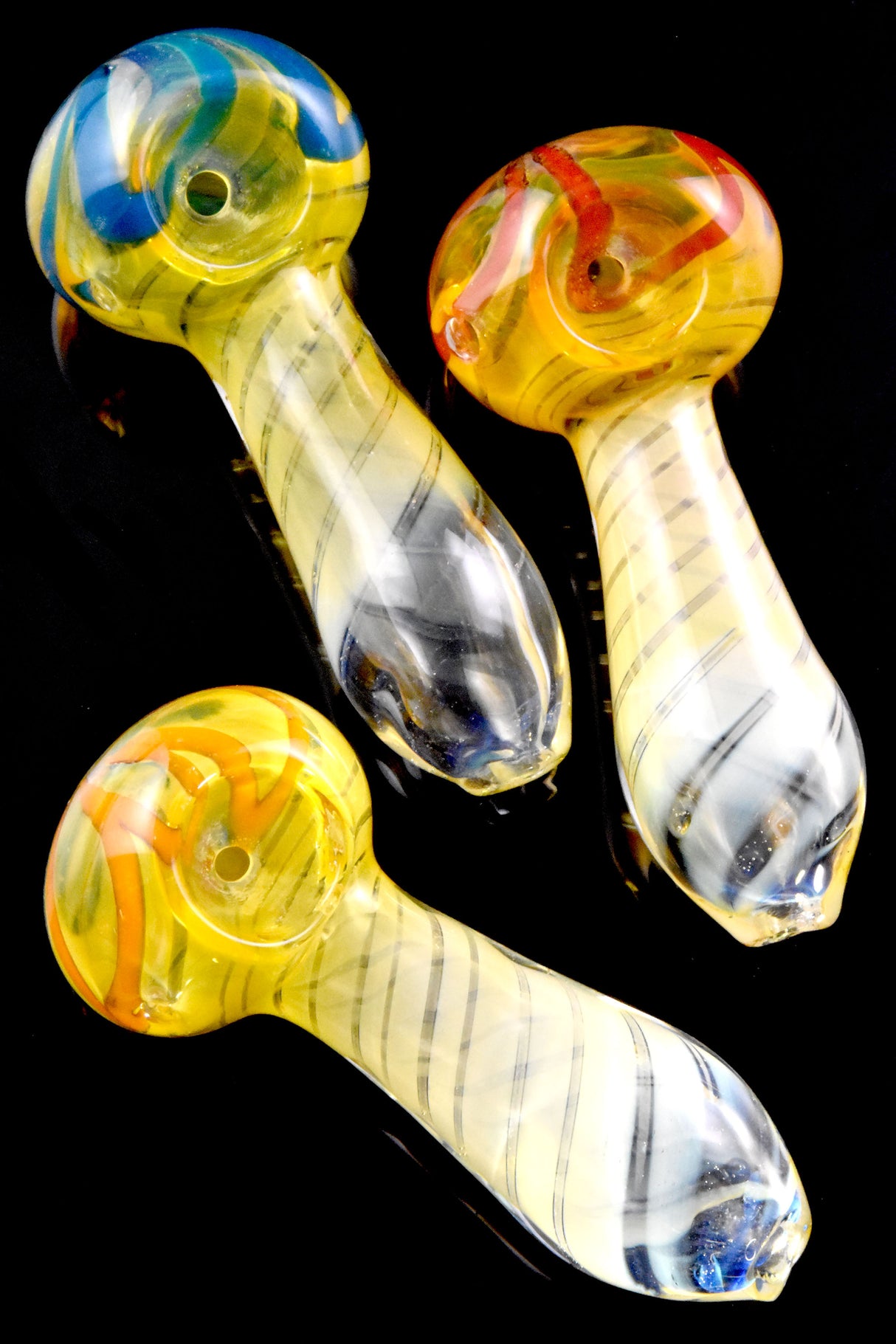 3.5" Small Color Changing Swirl Striped Glass Pipe - P2540