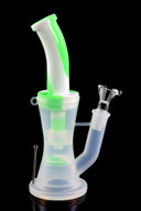 Green/White small silicone bong, 8½″; modular 2-part body with honeycomb-to-dome percs to filter smoke and reduce splashback.