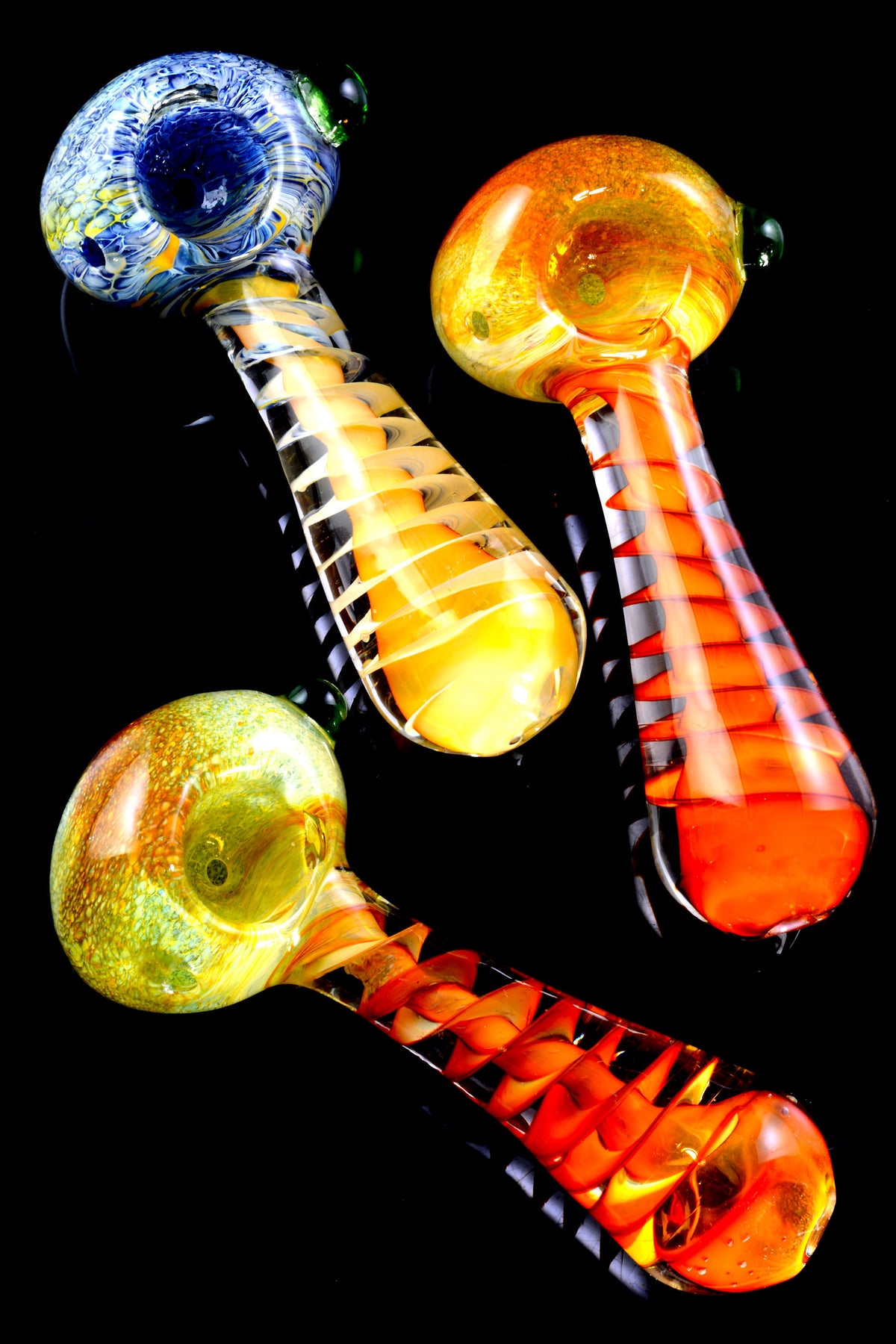 Gold Fumed Color Changing Spiral Frit Glass Pipe - P2445